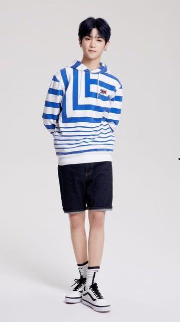 吃瓜娱乐黄明昊微博